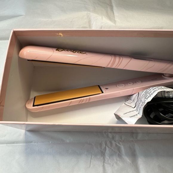 CHI X Barbie Dreamhouse 60th 1” Ceramic Digital Hairstyling Iron - Picture 9 of 17